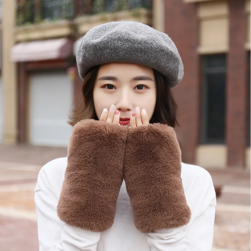 Winter half finger gloves imitation rabbit fur gloves for schoolgirl with velvet cuff Korean fashion furry mittens C042