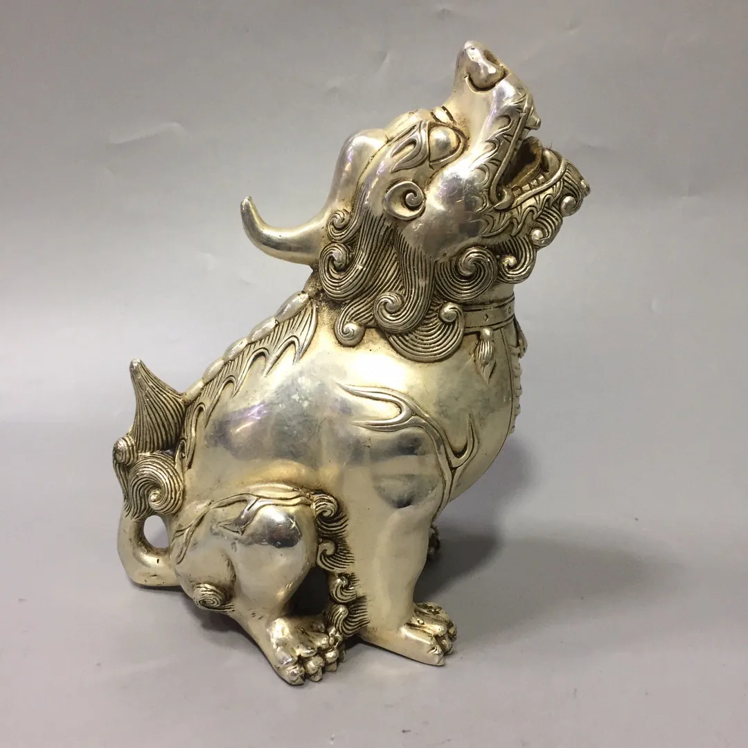 Silver Plated White Copper Sky Roaring Beast Figurine Chinese Unicorn Pixiu Statue Feng Shui Home Ornament Collectible Decor