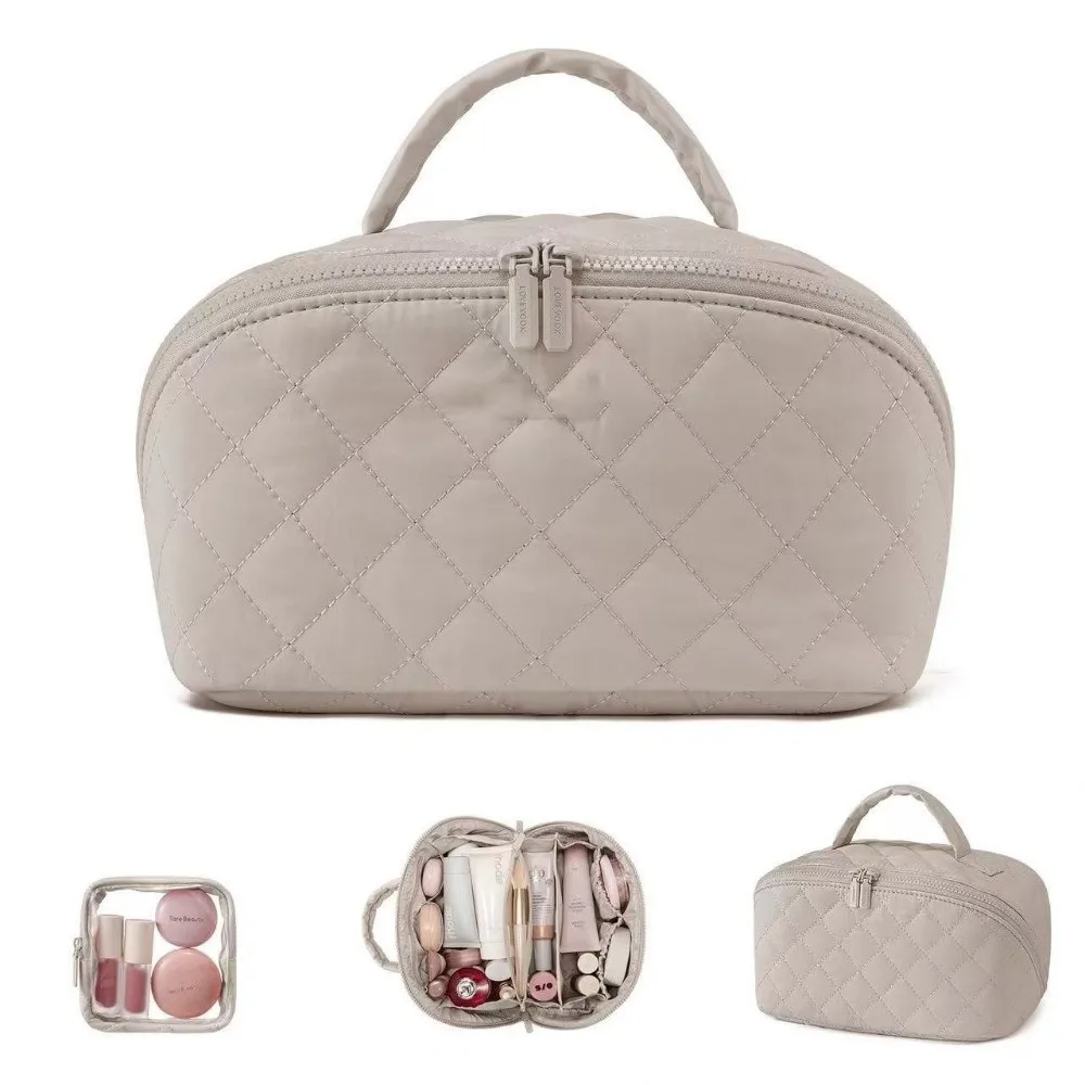 

Water-Resistant Handheld Cosmetic Bag Large Capacity Leak-Proof Make Up Pouch Bag Quilted Solid Color Toiletry Bag