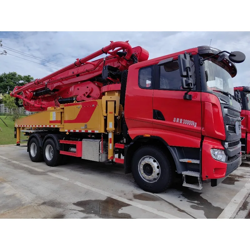 YG 47m Concrete Boom Pump with Mercedes Chassis, Stable Hydraulic System, Professional Truck Mounted Pump for Global Project