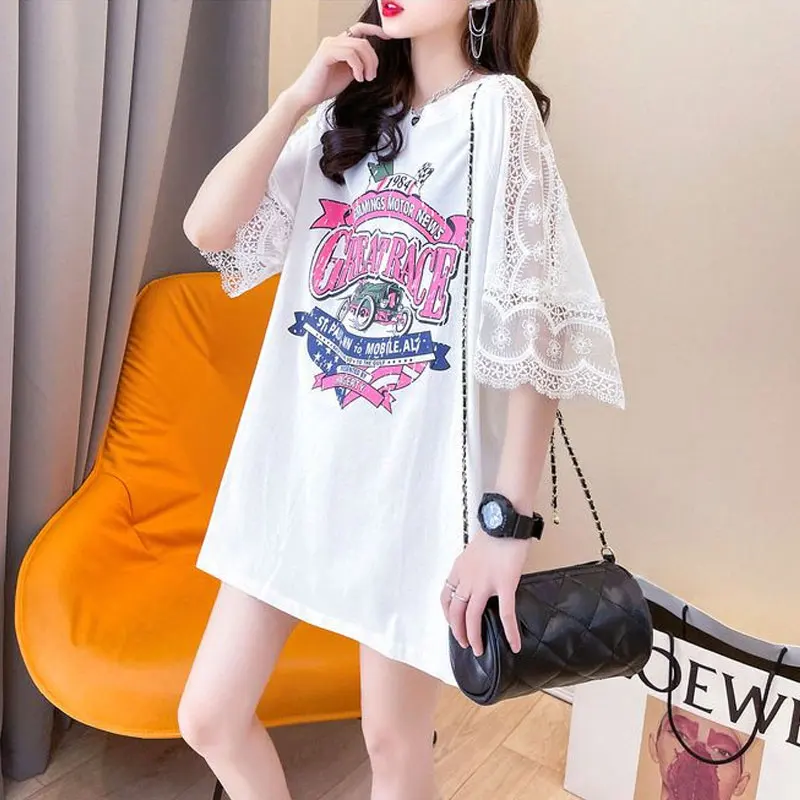 Korean Letter Printed Spliced T-shirt Summer New O-Neck Casual Fashion Lace Female Clothing Loose Commute Short Sleeve Pullovers