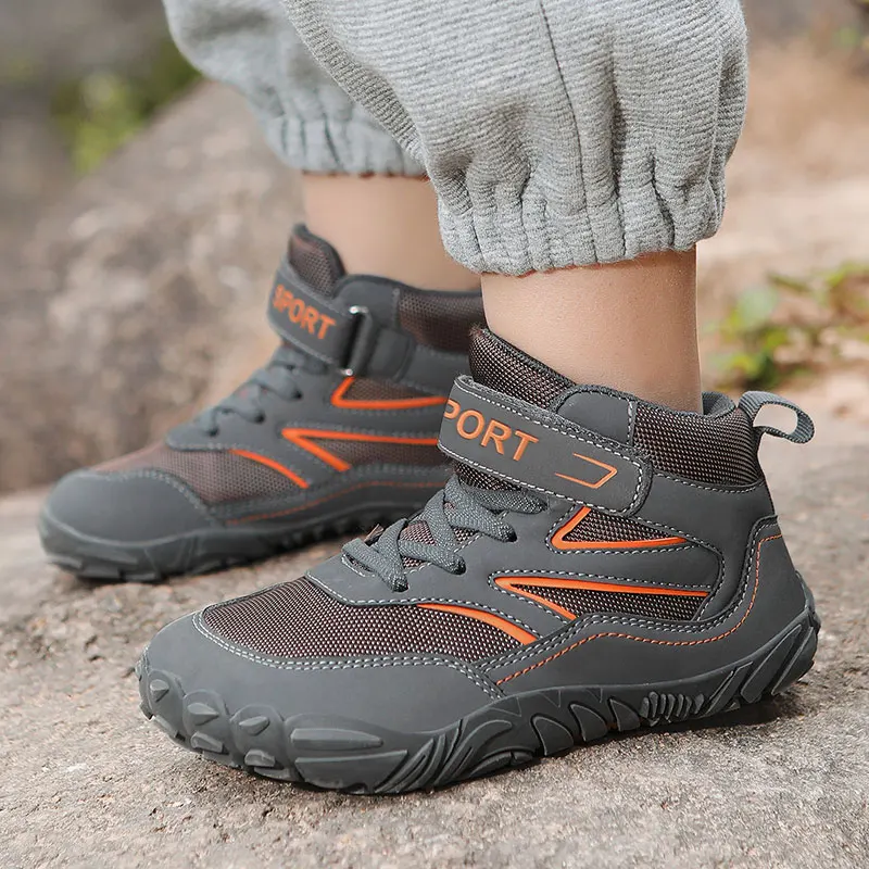 Scarpe da Trekking antiscivolo all\'aperto scarpe da ginnastica da Trekking per bambini scarpe da arrampicata estive da montagna calzature sportive