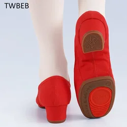 Scarpe da balletto da donna Scarpe da ballo per bambini per ragazze Suola morbida Tacchi bassi Scarpe da ballo jazz Scarpe da ginnastica da donna rosa/rossa