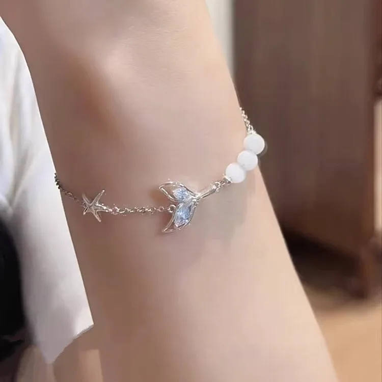 

Soft Elegant Mermaid Tail & Glass Starfish Bracelet - Dainty Office-Friendly Jewelry for Women