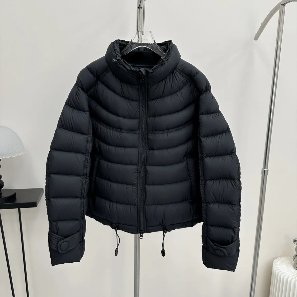 ملابس قطنية نسائية قصيرة شتاء 2025 موضة جديدة متعددة الاستخدامات سترة دافئة فضفاضة غير رسمية #2