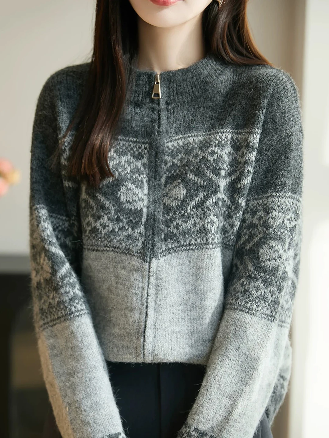 Ladies Fashionable Knitted Cardigan Sweater Outerwear Island Flower Pattern Casual Style Polyester Fiber Long Sleeve Zipper D...
