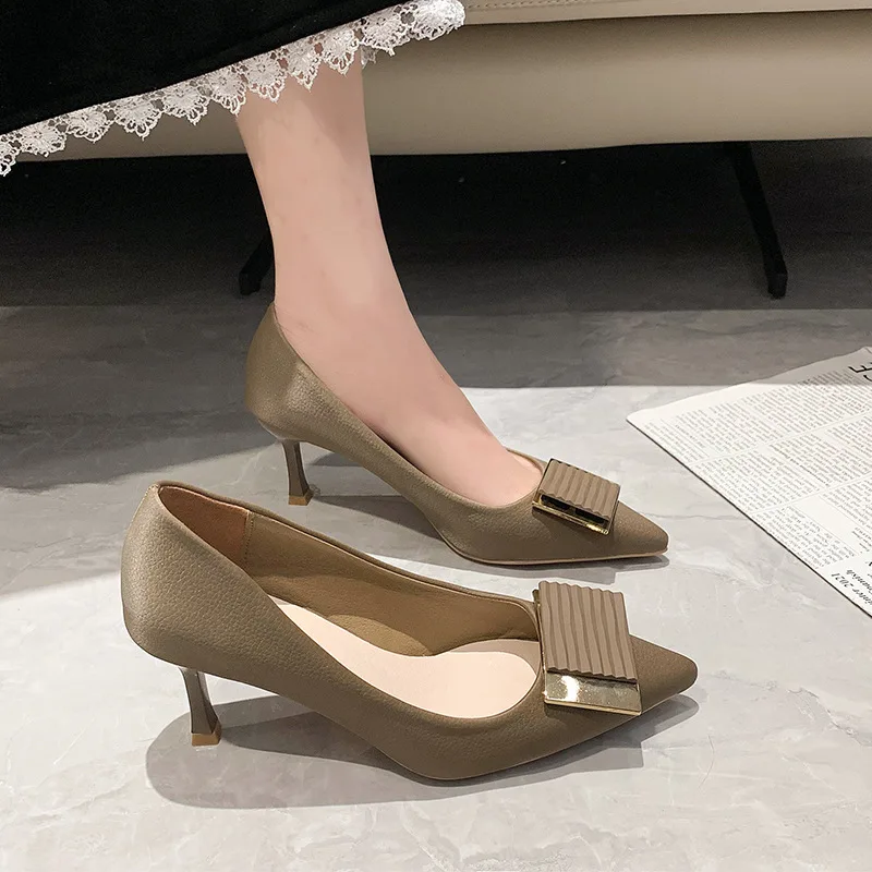 2024 New Temperament High Heels Female Pointed Head Shallow Mouth Design Sense Slim Heel Single Shoes Fashion Women's Shoes image 2