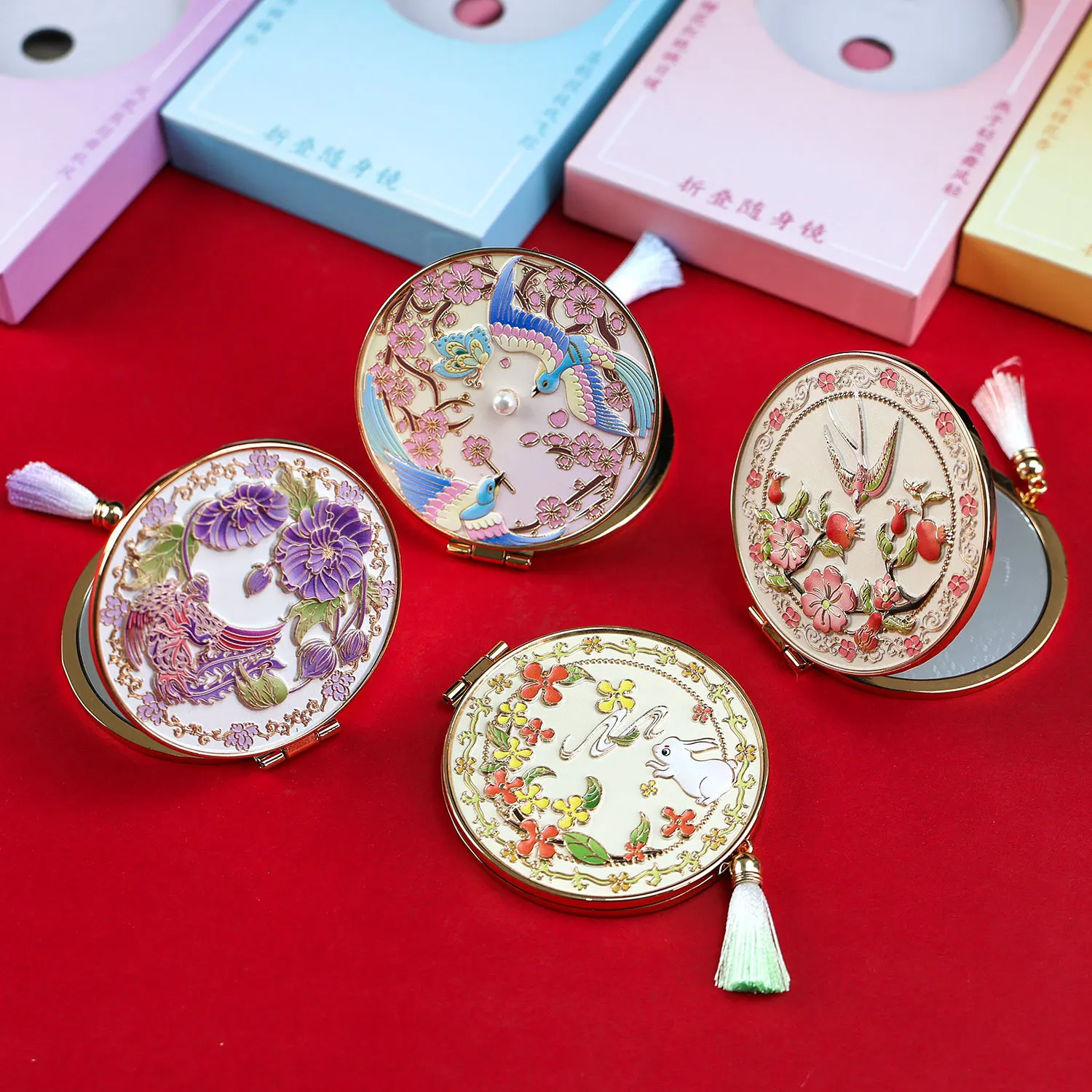 Folding Hand Mirror with Tassel Compact Makeup Mirror Portable Gifts for Women Wedding Souvenirs Mini Metal Vanity Mirror