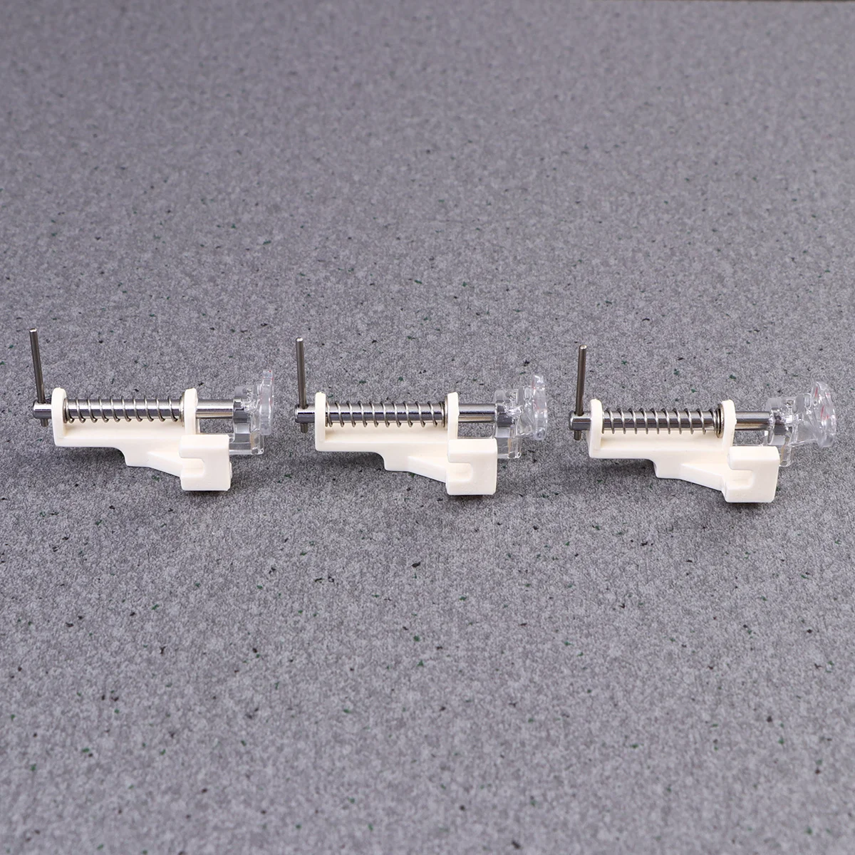 

3 pcs Spring Presser Foot Open Close Toe Steel Plastic For Low Shank Sewing Machines Quilting Embroidery Universal Fit