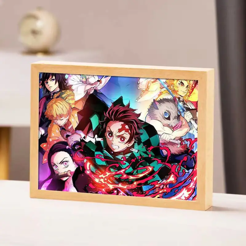 Nuovi Prodotti Caldi Demone Slayer Anime Figura Tanjiro Kamado Led Luce Notturna Pittura Decor Foto Solon Nezuko Kamado Decorazione Regali