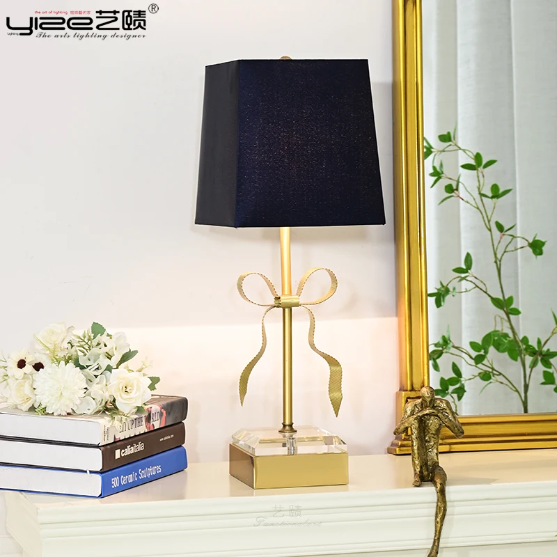 

All-copper French light luxury bedroom bedside table lamp modern designer princess room simple bow floor lamp