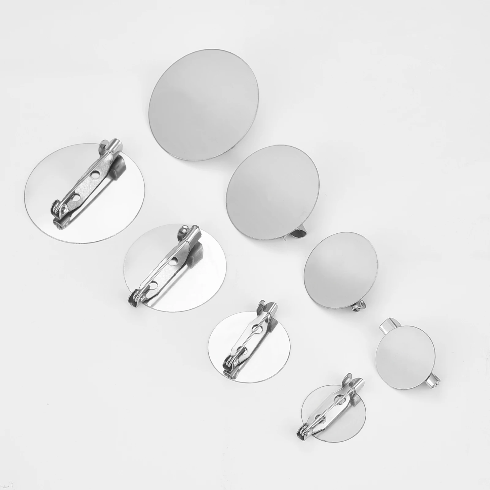 20 sztuk/partia 15/20/25/30mm okrągła płaska broszka podstawa pusta taca ustawienia Charms DIY broszka akcesoria do wyrobu biżuterii hurtownia — zdjęcie 4