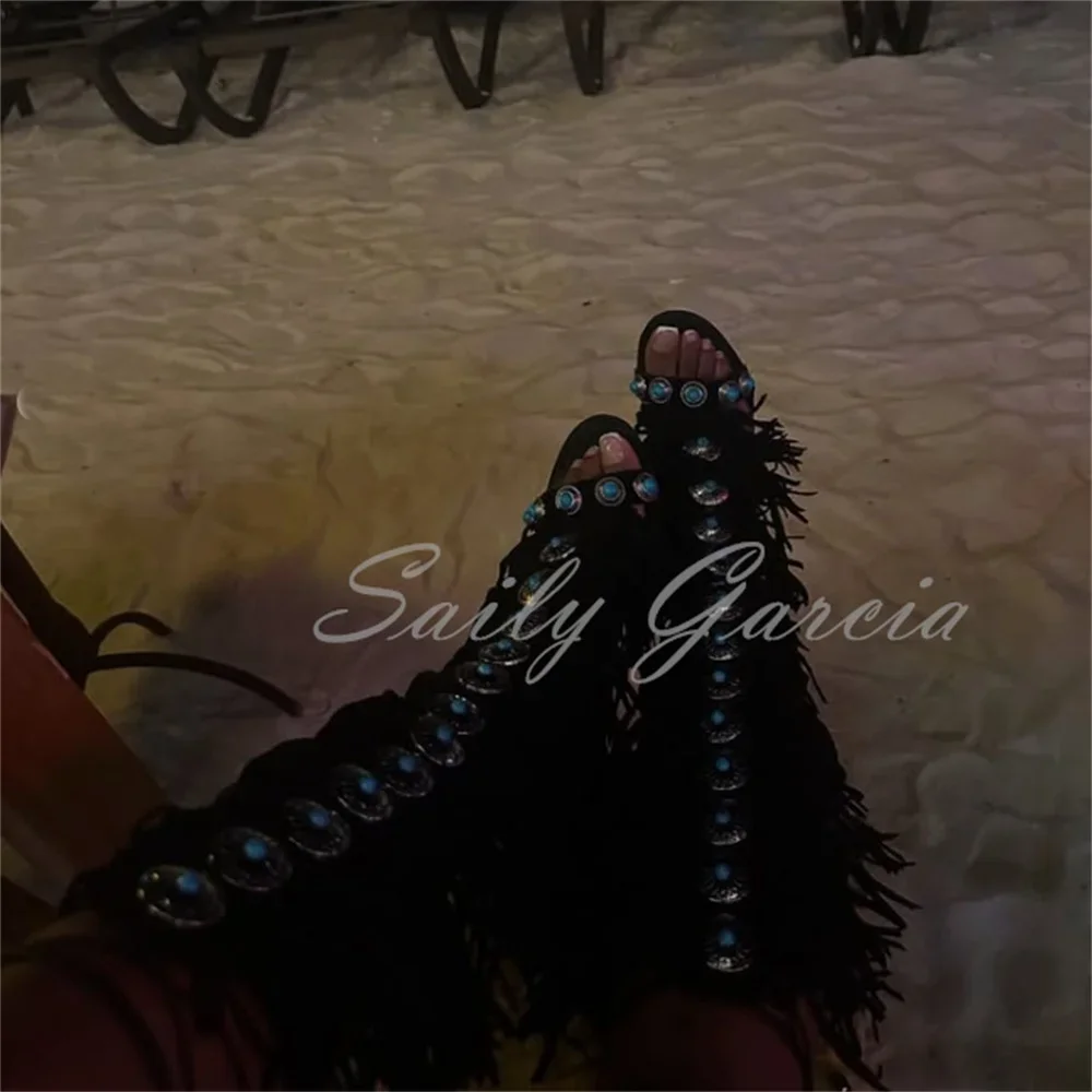 

Босоножки на высоком каблуке с бахромой, женские летние новые пикантные сапоги до колена с открытым носком на шпильке с перекрестным ремешком и кисточкой