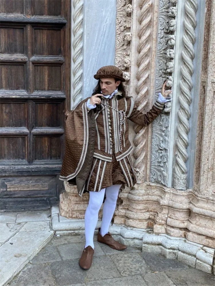 Tudor Elizabethan C…