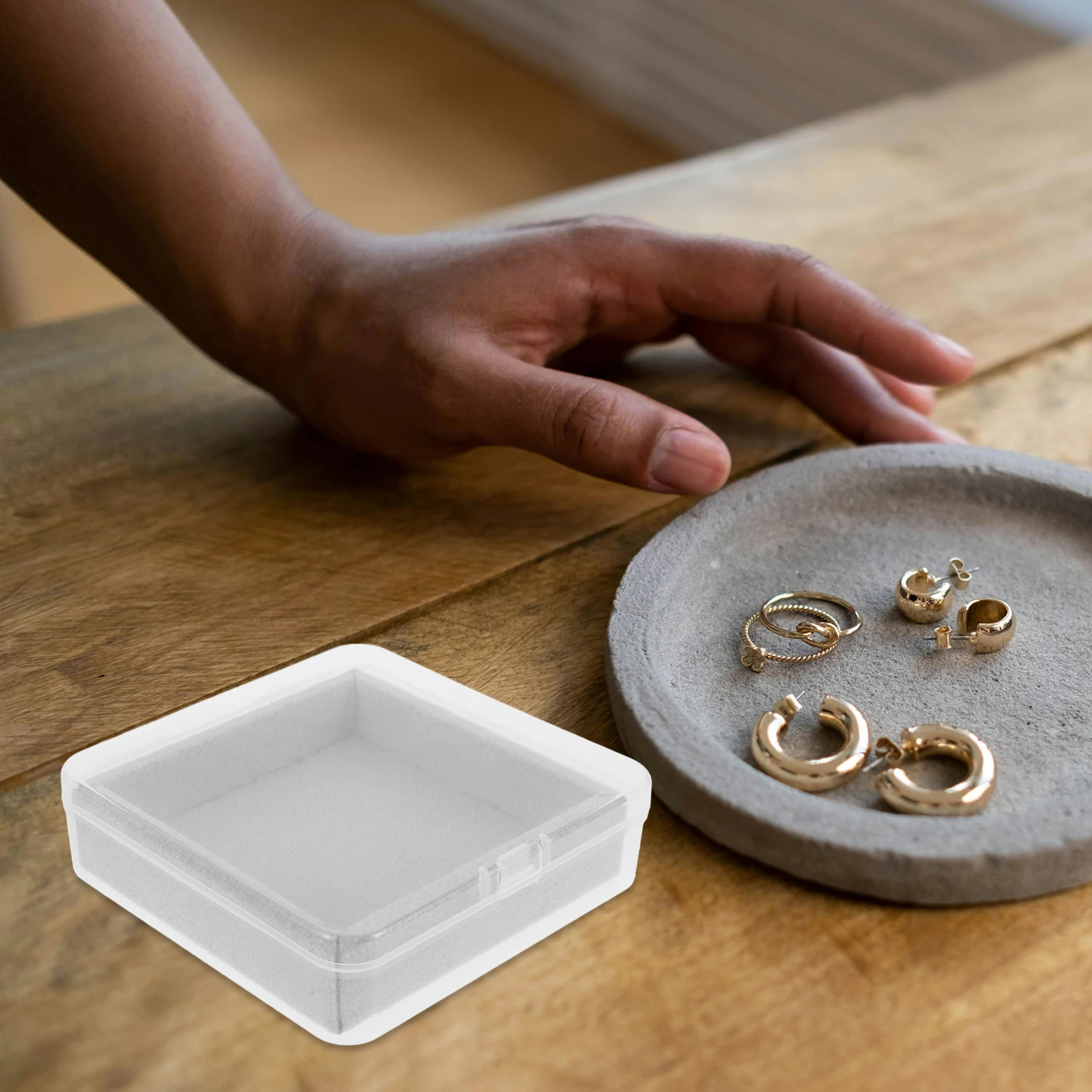 

1pcs Jewelry Storage Box Lined Organizer for Necklaces Rings Bracelets Portable Travel Friendly Elegant Gift Idea