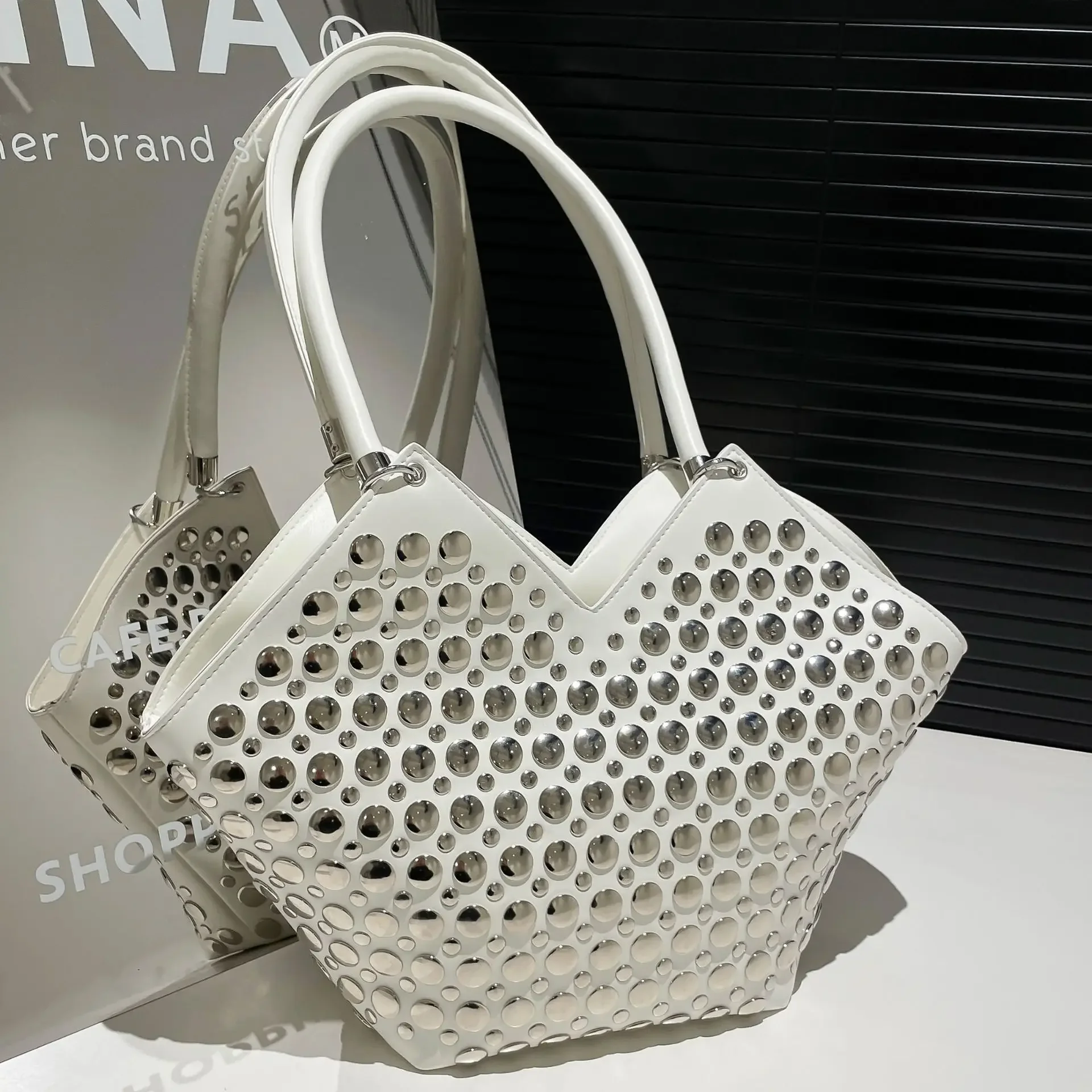 

2025 Women's Retro Bucket Bag - Vintage Polka Dot Shoulder Purse, Studded Underarm Crossbody Bag