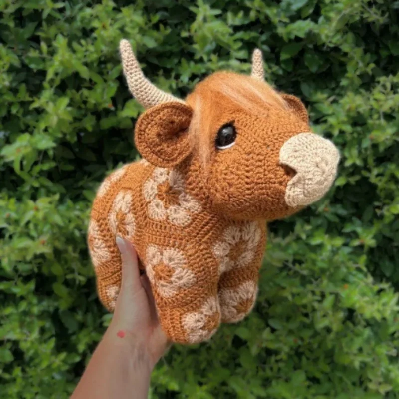 1pc Highland Cow Crochet Kit Suitable for Adults - Complete DIY Craft with Step-by-Step Video Tutorial & English Manual, All-Materials Included, Multicolor Yarn for Amigurumi, Calf Decoration for Sofa or Desk, Handmade Gift Project