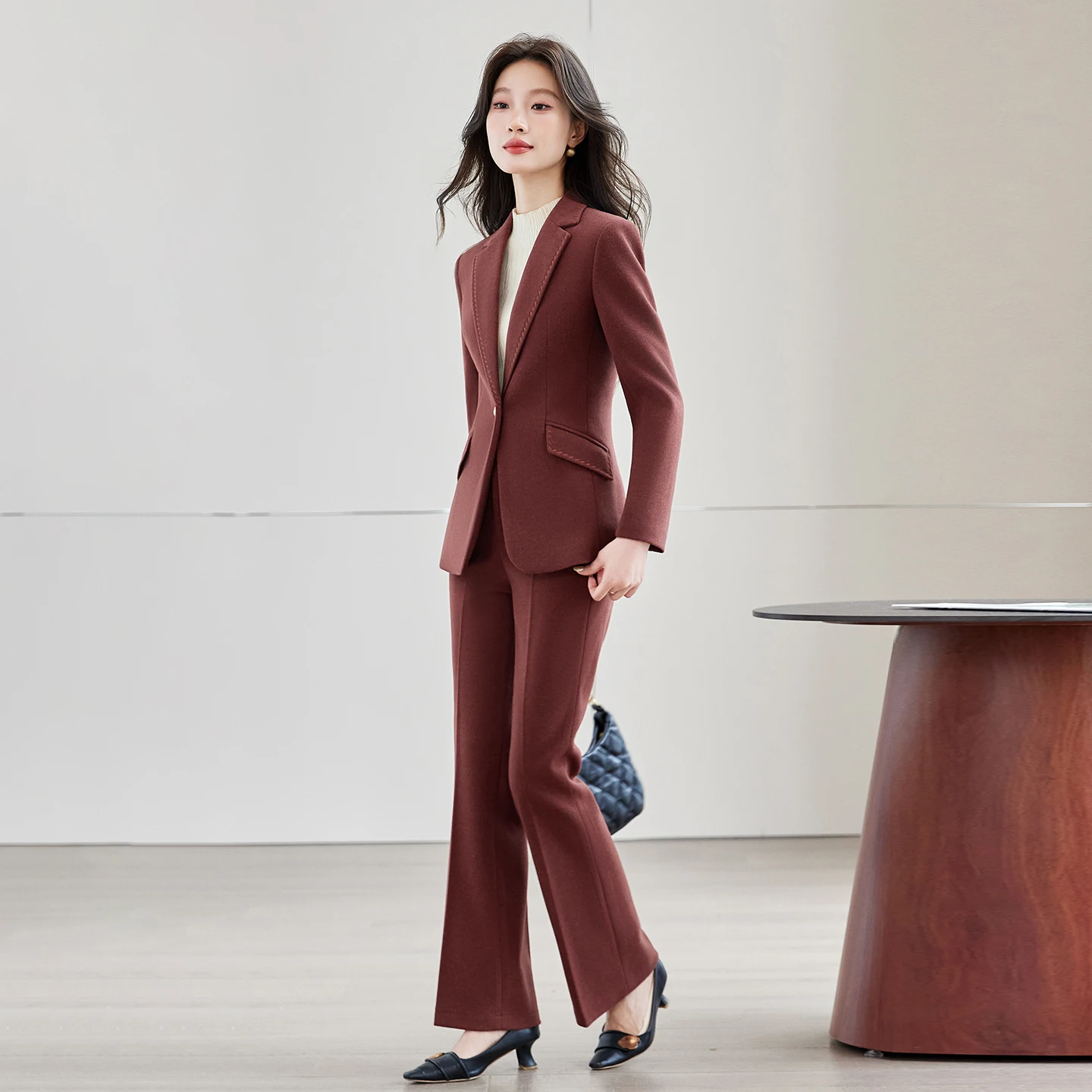 Caramel-Colored Wool Women's Suit Set High-Quality Tailored Blazer And Flared Trousers for Autumn Winter Commuting