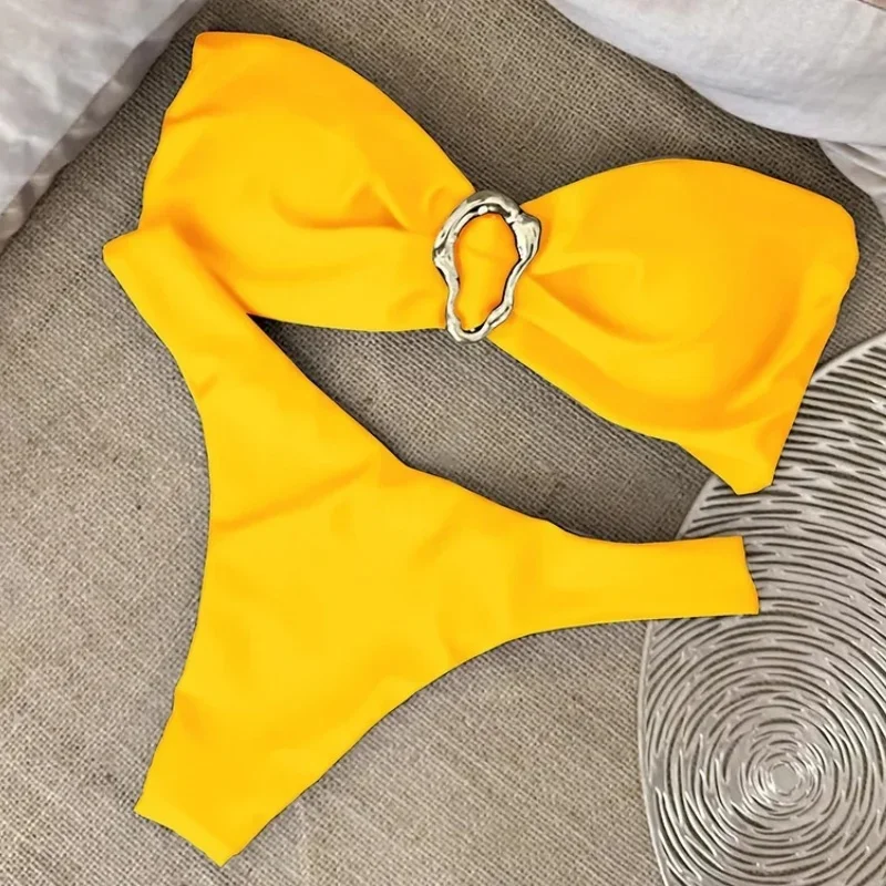 

Бандо Бикини Push Up Купальники Женский комплект из 2 предметов Сексуальное бразильское микро бикини с металлической пряжкой Лето 2025 Новая однотонная пляжная одежда с разрезом