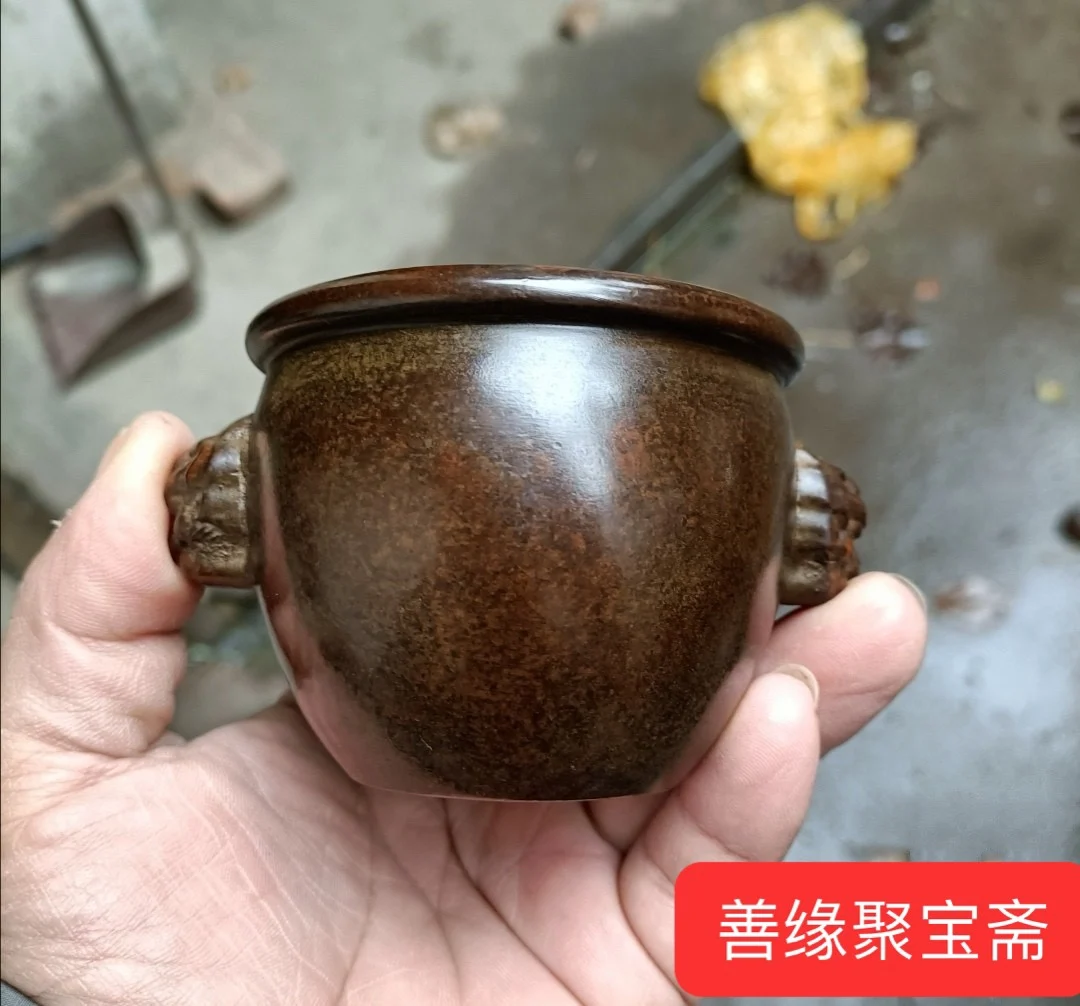 

Xuande Furnace Aromatherapy Stove Old Item Treasure Collecting Tank, Beast Head Bronze Plated Stove Decoration on Both Sides