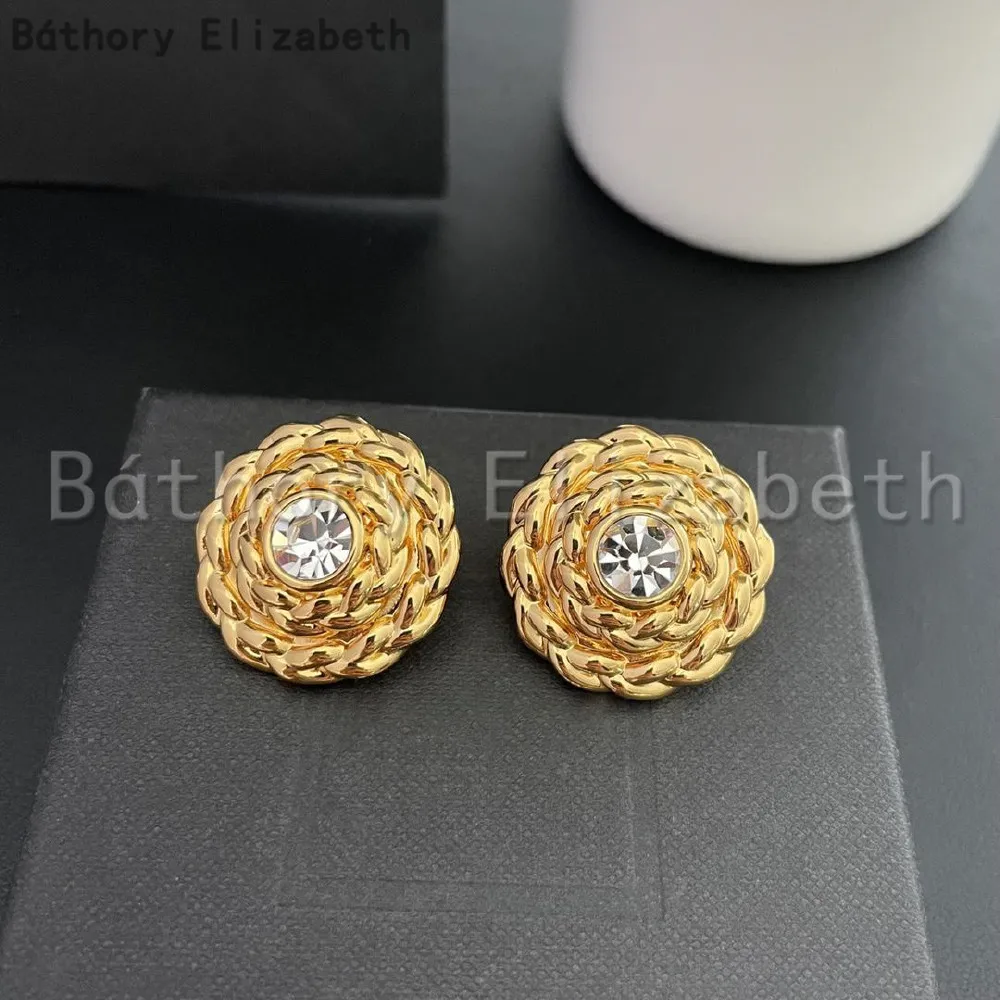 

Báthory Elizabeth 2024 New Vintage Designer Brand Classic Gold Crystal Round Earring Ear Clip Women Hight Quality Jewelry Party