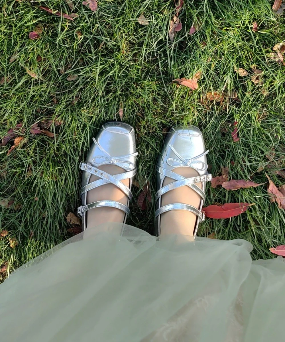 

Женская обувь, увеличивающая рост 6 см, новые весенне-осенние красные французские балетки, женственные туфли Мэри Джейн с перекрестными ремешками