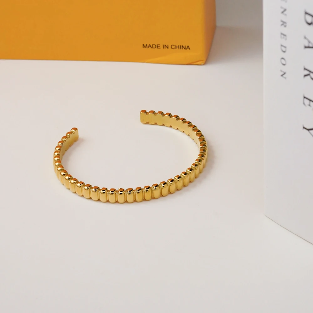 

ENFASHION Pulseras Geometry C Shape Open Bracelet For Women's Stainless steel 18K Plated Gold Fashion Casual Jewelry B252652