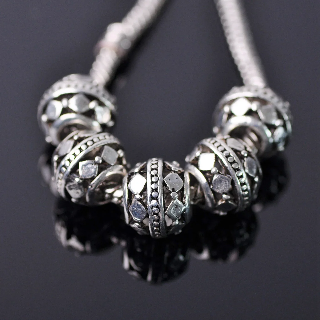 10pcs 10mm Round Hollow Metal Alloy Loose Spacer Big Hole Beads for Jewelry Making European Charms Bracelet DIY