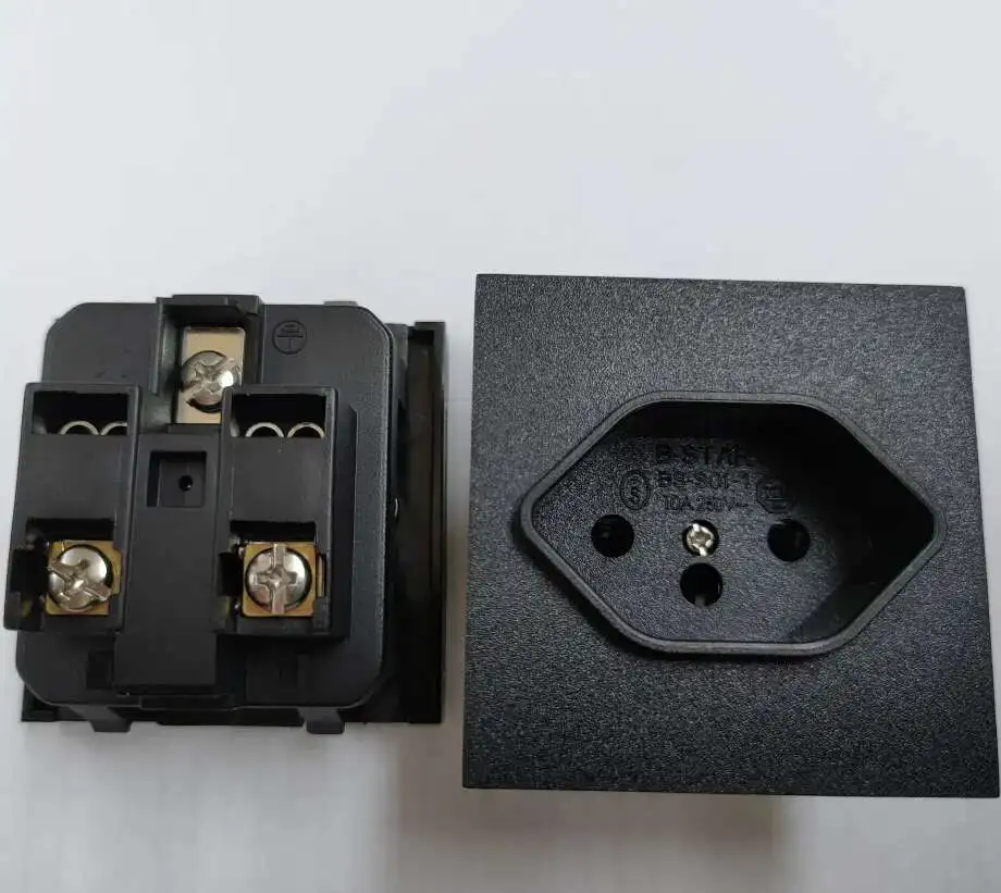 

Swiss * 50 Outdoor Power Storage Socket TUV Certified Card Embedded 10A