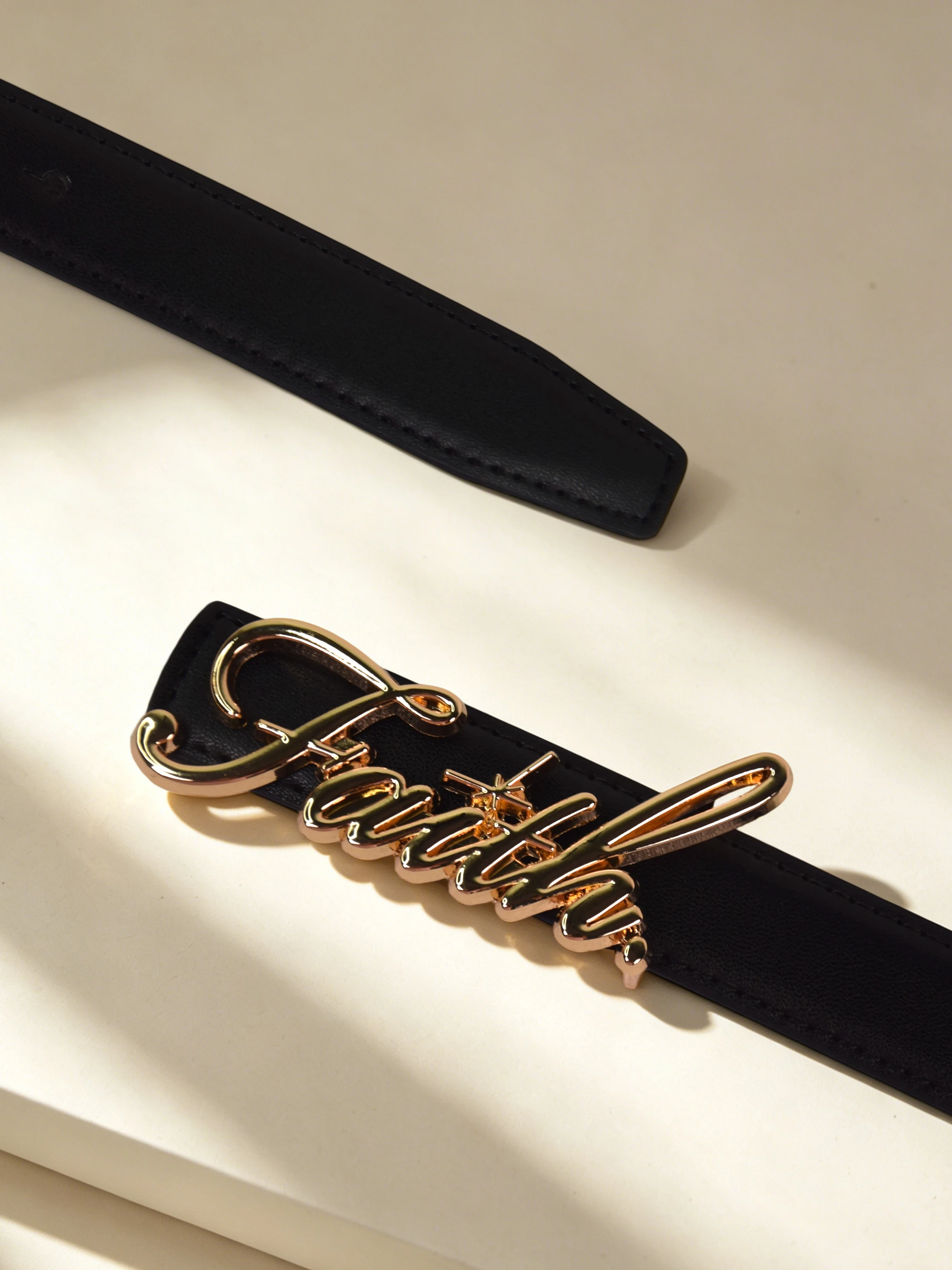 Women's Belt with Adjustable Luxury Signature Buckle Design, for Jeans & Dresses, Y2K Style Soft Comfortable Waist Belt