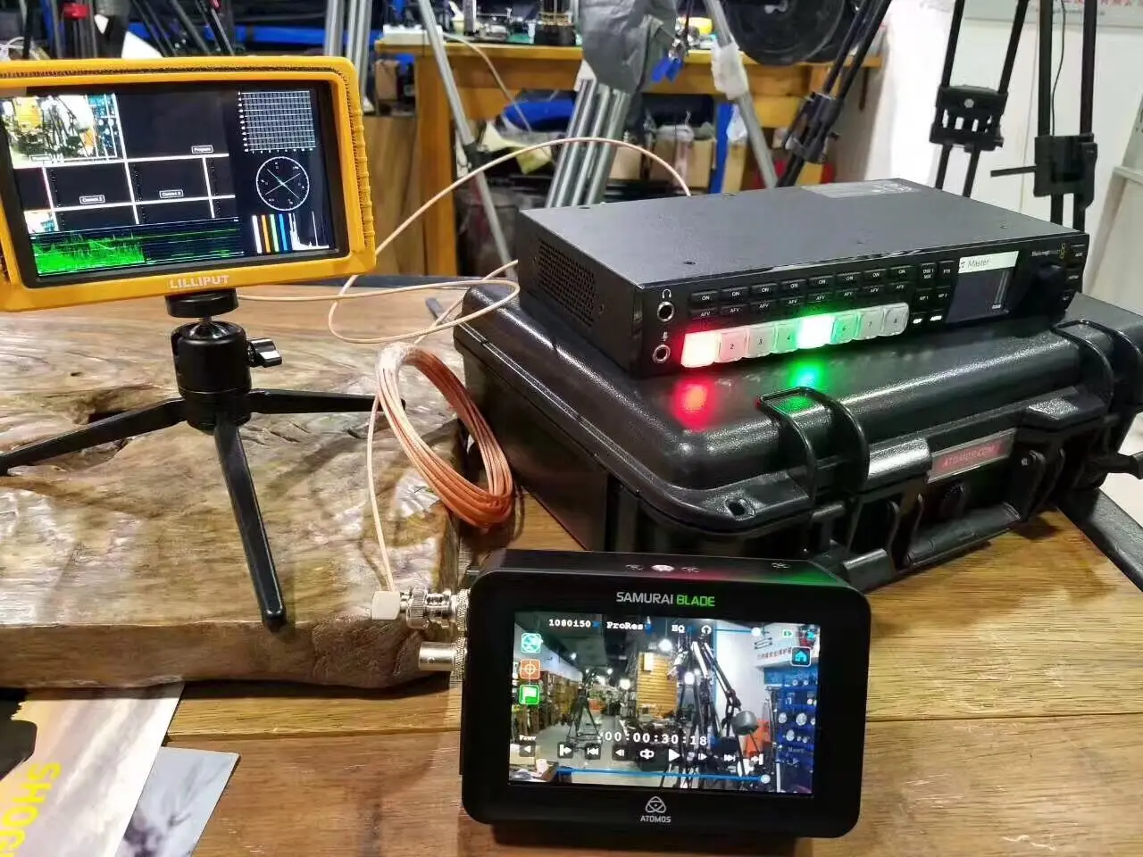 กล้อง Field Monitor โลหะ 5.5 นิ้วกล้อง HD SDI HDMI Video Monitor พร้อม SDI เป็น HDMI Cross Conversion Function