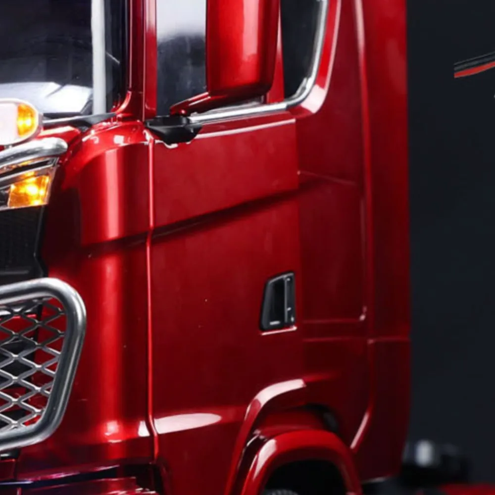 

Радиоуправляемый тягач TOUCAN RTR 1/14 6*6 770S LESU с металлическим шасси, светом, звуком, дымом и дифференциалом. Радиоуправляемые машинки-игрушки.