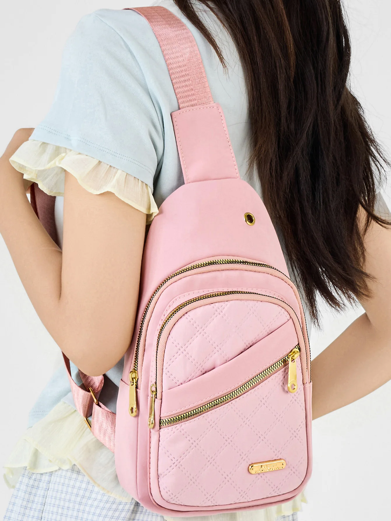 Freizeit-Stepp-Umhängetasche für Damen, Brusttasche mit Kopfhörerloch, Outdoor-Wandertasche, geeignet für den täglichen Gebrauch und Reisen – Detail 5