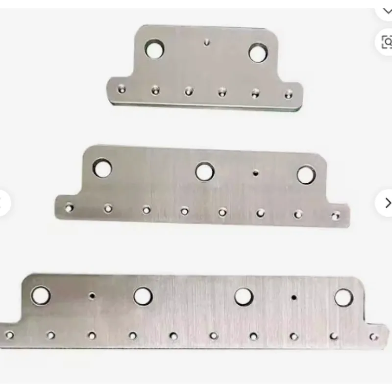 Flexible Busbar Custom Insulated  Busbar Battery 66160 L To Class A Busbar 2P 3P 4P with Bracket