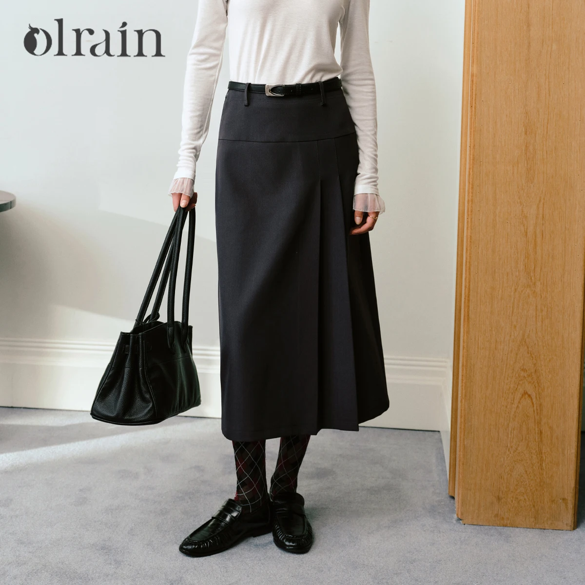 

OLrain Gray Straight Midi Skirt Women's 2025 Autumn New Arrvial Side Inverted Pleats Pleated skirt Versatile Lady O57QB000212