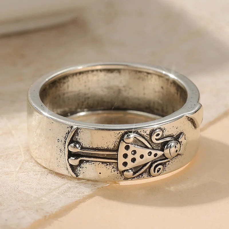 Couples' Fashion Creative Cartoon Relief Silvery Eternal Ring Vintage Personality Banquet Anniversary Handmade Jewelry Accessory
