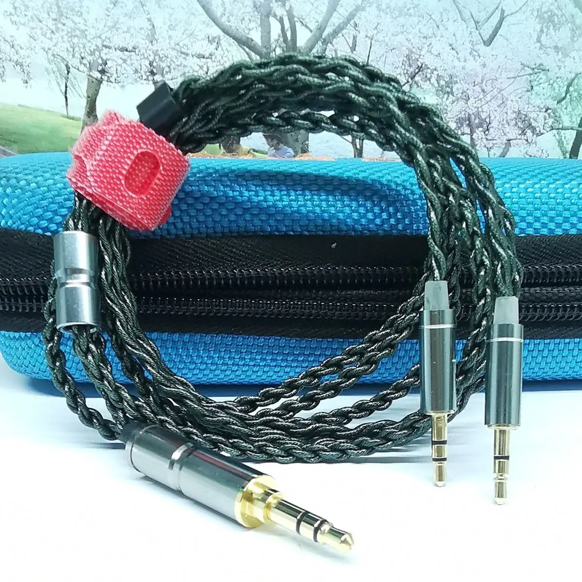 Neues silbernes Platindraht-Kopfhörerkabel 3,5/4,4 symmetrisches, am Kopf montiertes Upgrade-Kabel 4,4 mm auf Dual 2,5 mm Ersatzleitung