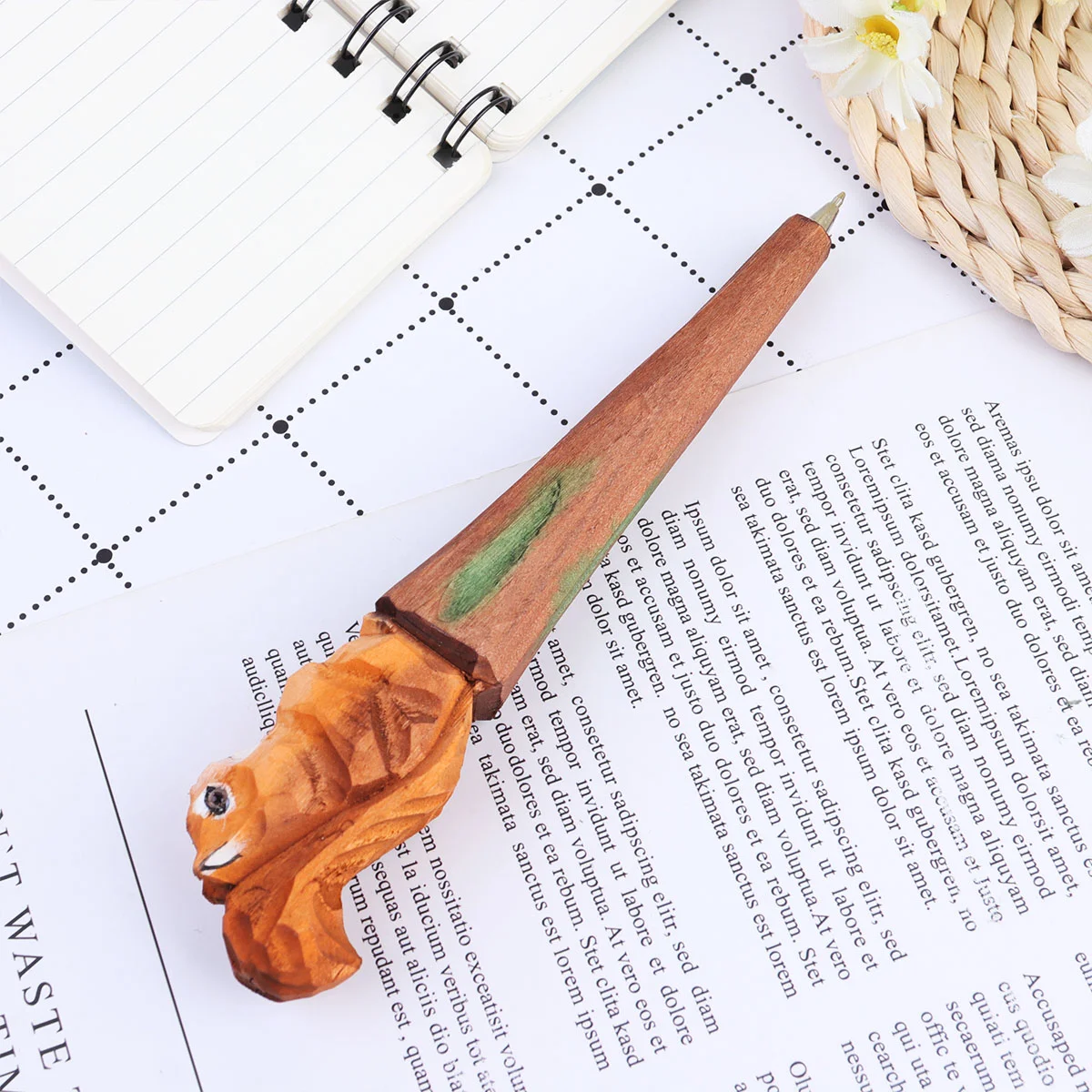 Imagem -03 - Pure Handmade Wood Carving Animal Pen Esferográfica Esquilo Criativo Caneta Gel Substituível para Estudantes