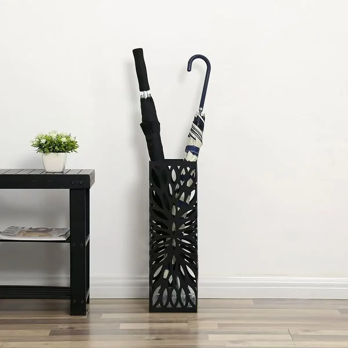 High-end carved light luxury umbrella frame, cafe, homestay buyer's shop, hotel home creative storage rack bucket
