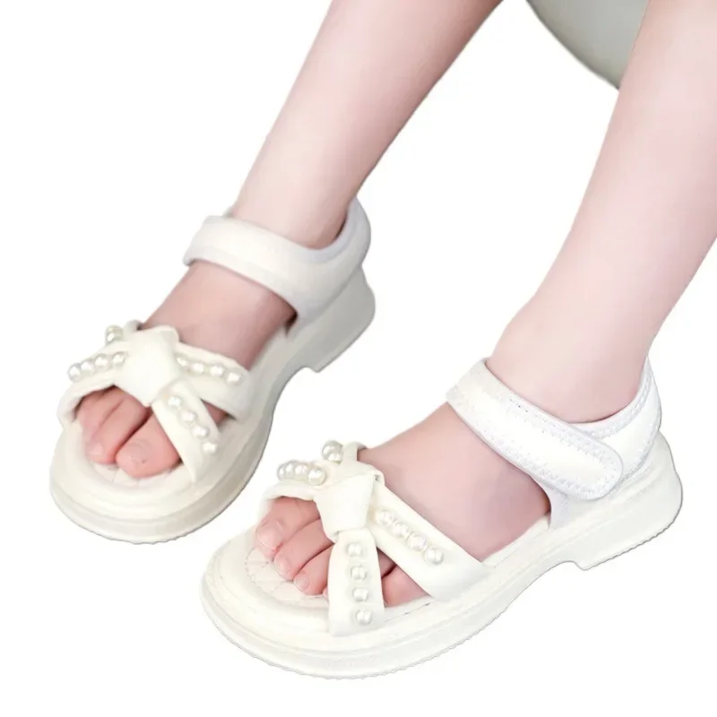 

Stylish Children's Sandals Summer 2025 New Arrival Soft Bottom Slippers For Medium To Large Kids Women's Fashionable Beach Shoes