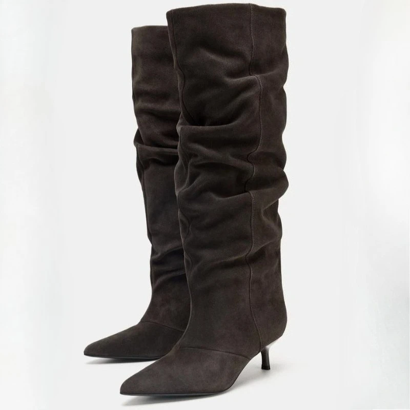 

Suede Pleated Designer Women Boots Pointed Toe Kitten Heel Long Boots 4cm Retro Fashion Winter Mid Calf Heeled Boots Female
