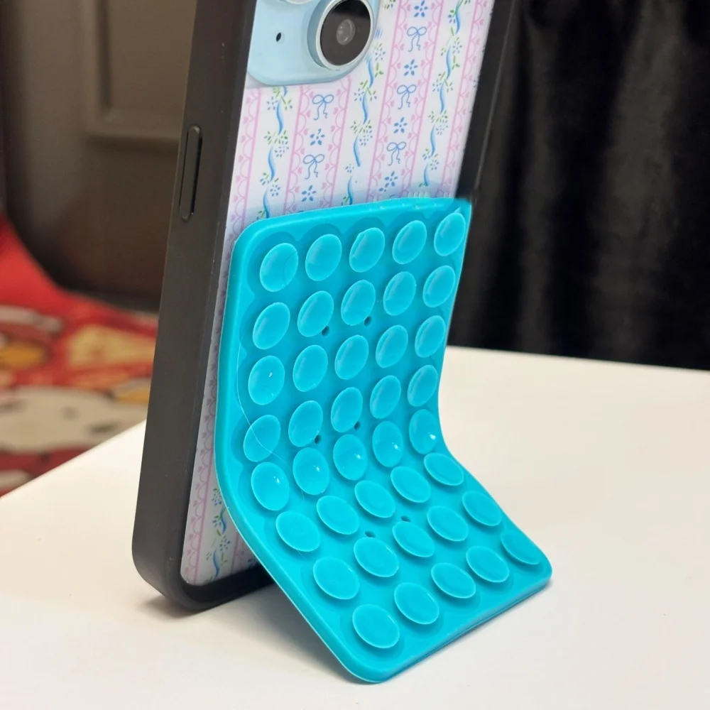 Portable Silicone Suction Pad Phone Stand Multifunctional Miniatures Reusable Hands-free Smartphone Holder Self Shooting Live