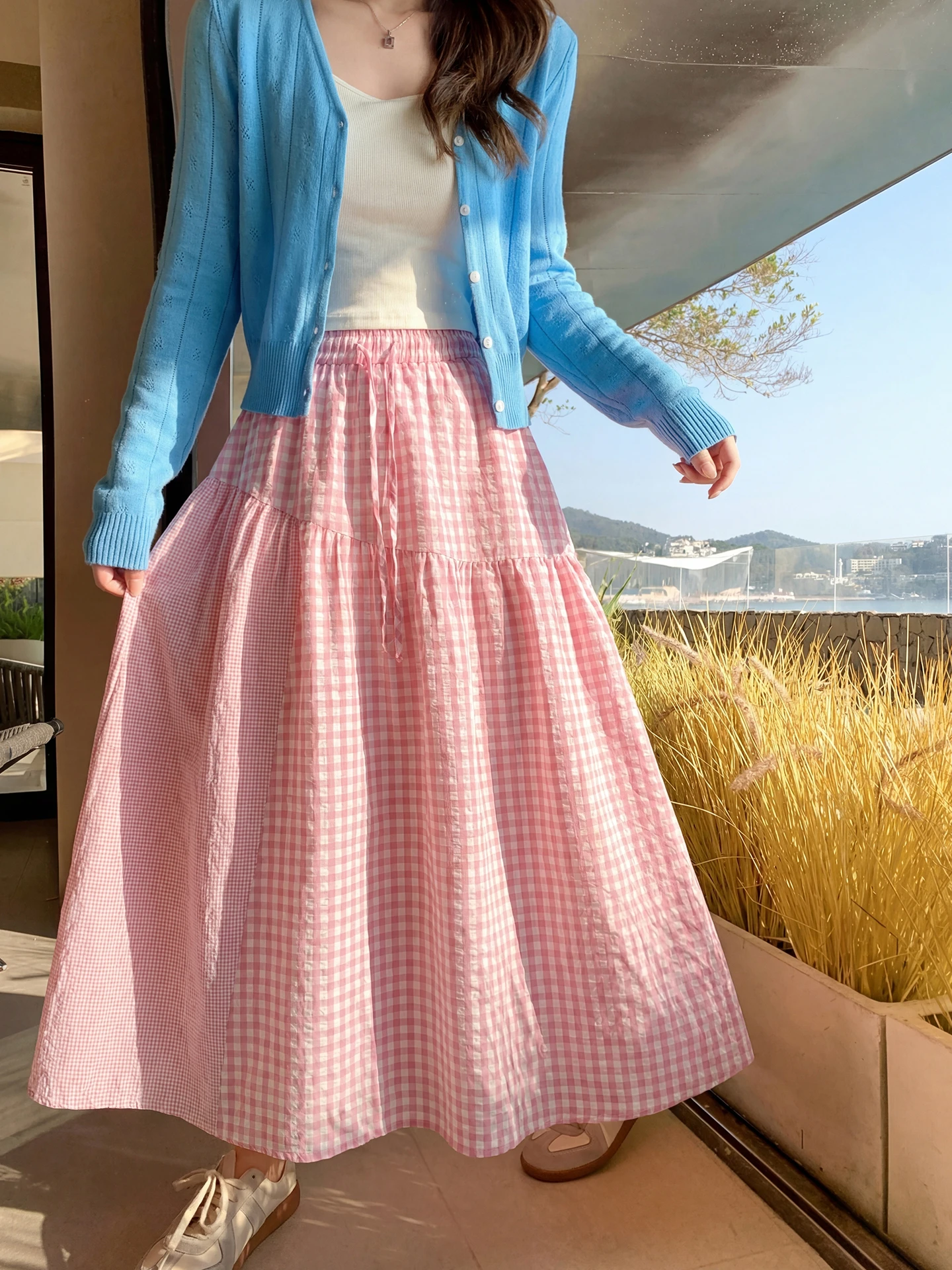 

Корейская женская длинная юбка А-силуэта с высокой талией, розовая в клетку, весенняя новинка, сшитая из разных частей, юбка-полусолнце