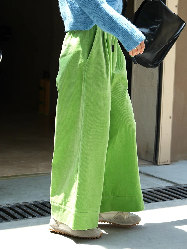 [EAM] High Elastic Waist Green Corduroy Pocket Long Wide Leg Pants New Trousers Women Fashion Tide Spring Autumn 2024 1DH7111