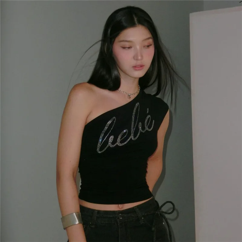 

2023 Summer Fashion Trend Women's New Slant Shoulder Slim Fit Letter Hot Diamond Open Navel Versatile Tank Top