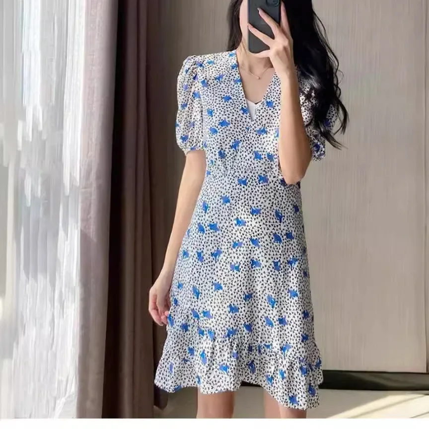 

Women Fashion Vintage Print Mini Dress V-Neck Puff Sleeve Ruffle A-Line Ladies Summer New 2024 Short Robe
