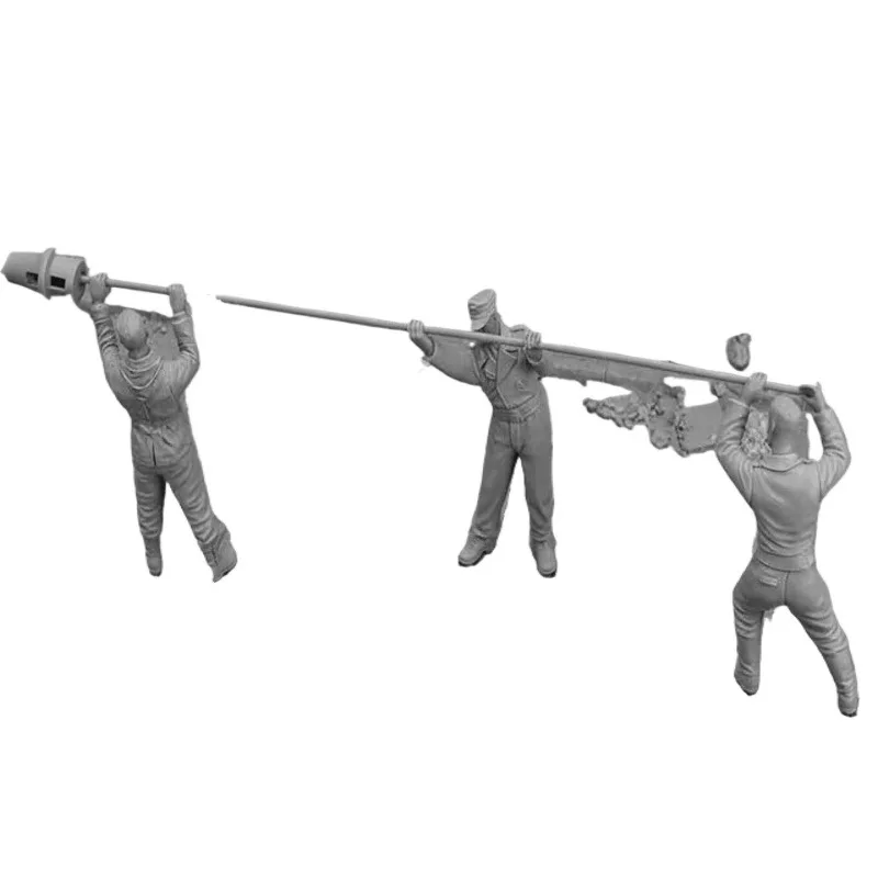 1/35 Scale Die Casting Resin Figure Model Kit History Figurine Cleaning Gun Barrel Soldier 3 persons Unassembled and Unpainted