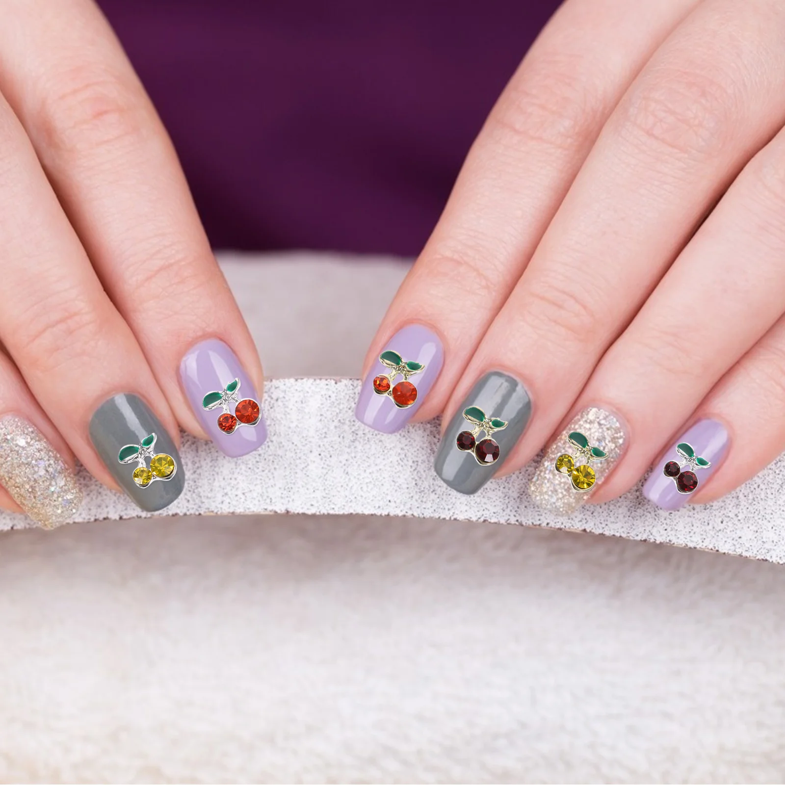 60 ชิ้น คริสตัลติดเล็บ สำหรับตกแต่งเล็บ อุปกรณ์เสริม สนุกสนานทำเองกับเพื่อนๆ อุปกรณ์ทำเล็บ คริสตัลติดเล็บ