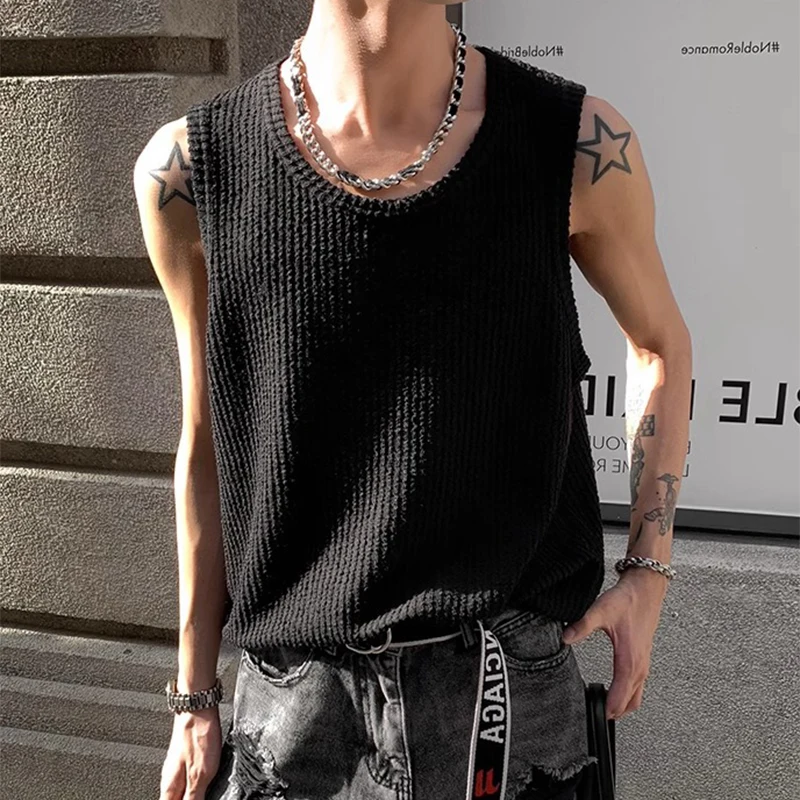 Vintage Striped Ribbed Tank Tops Men Streetwear Fashion Solid Color O Neck Sleeveless Vest For Mens Summer Casual Slim Camisoles