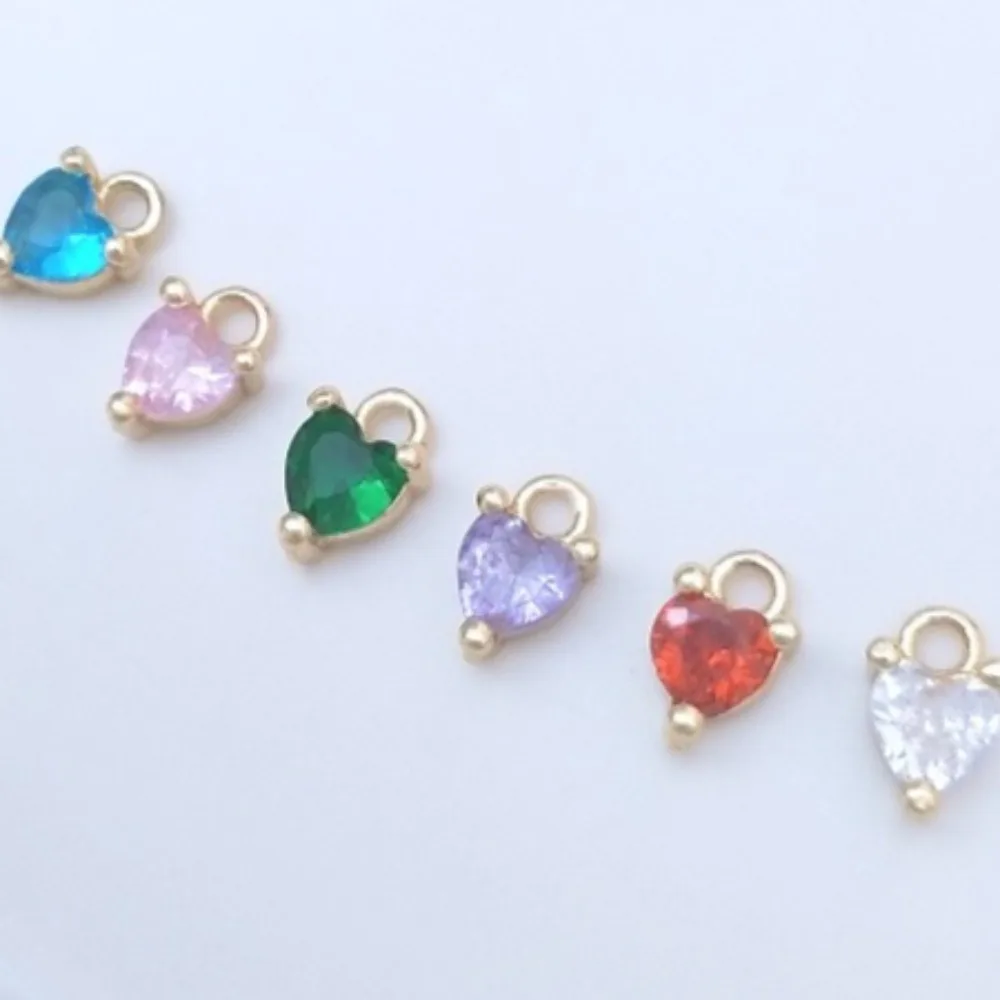 

1Pcs Copper Charms 14K Gold Color Three-claw Inlaid Peach Heart-shaped Love Zirconium Pendant DIY Bracelet Earrings Jewelry